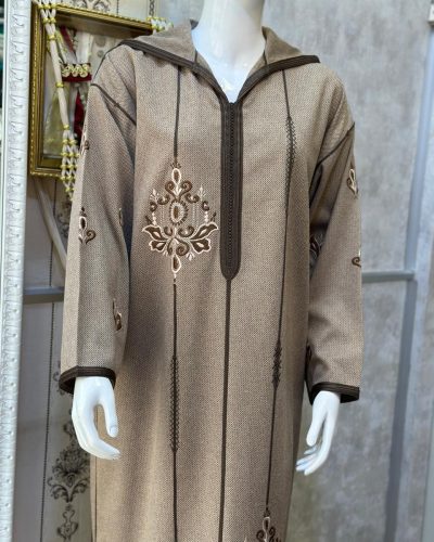 Distinctive Djellaba